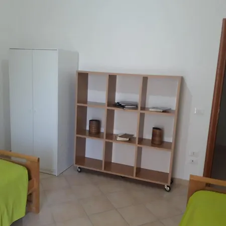 Gina Casa *