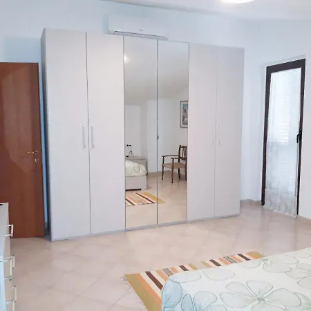 Gina Casa Treglio